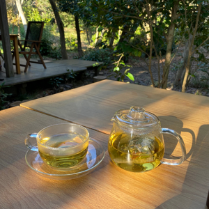 内房エリアの千葉県富津市にある自然を満喫しながらこだわりの珈琲とホームメイドスイーツを食べることができる「cafe grove（カフェグローブ）」さんのハーブティ